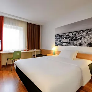 *** Hotel Ibis Medical Park Duitsland